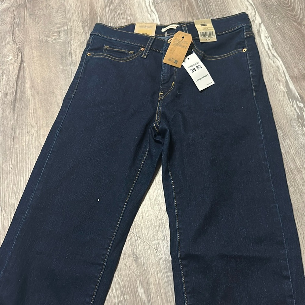 Levi’s 314 Shaping Straight Jean in midnight blue, Size 31
